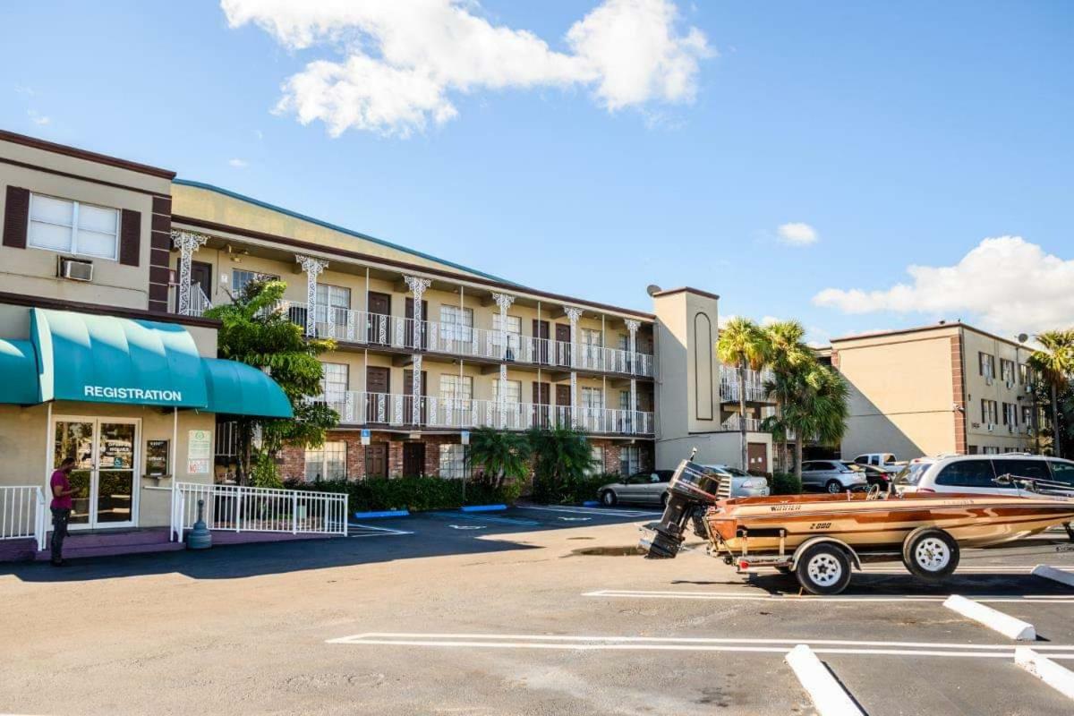 Executive Economy Lodge Pompano Beach Ngoại thất bức ảnh